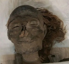 Улыбка мумии